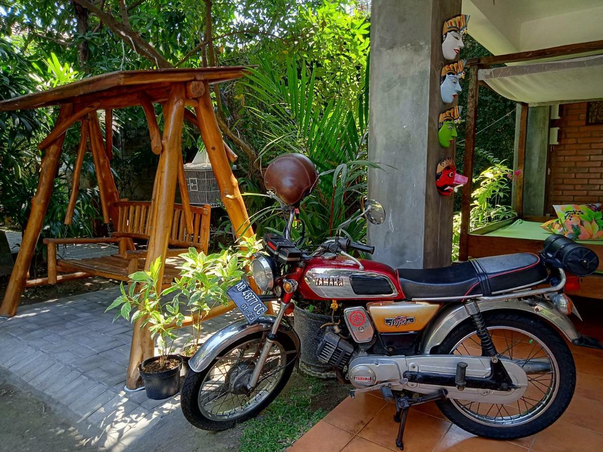 Ndalem Suryo Saptono Guest House Tugu Εξωτερικό φωτογραφία